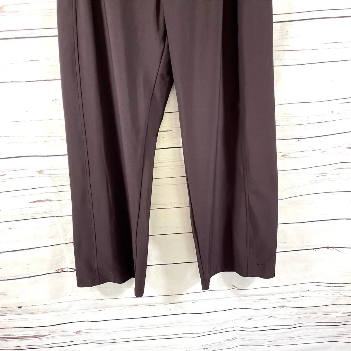 Nike clothing - Brown 1