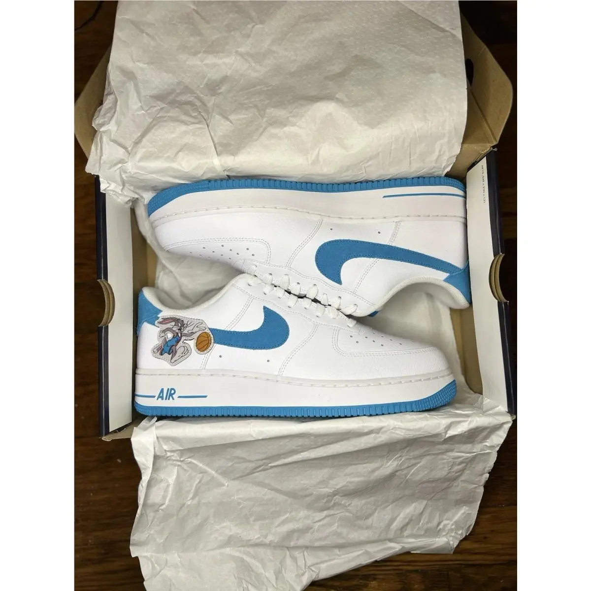Nike Air Force 1 Low Bugs Bunny Space Jam Size 12.5 Men Shoes