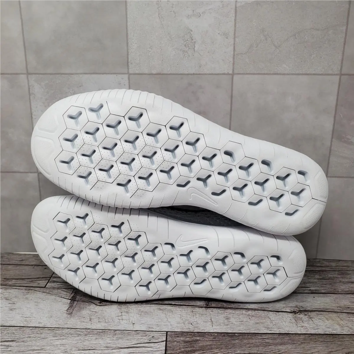 Nike shoes - Nike Free RN Flyknit 2018 - 942839-100 - White 6