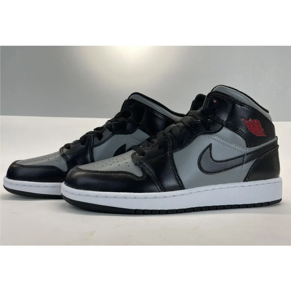 Nike shoes - Jordan 1 Mid - Mid - 654725-096 - Black 3