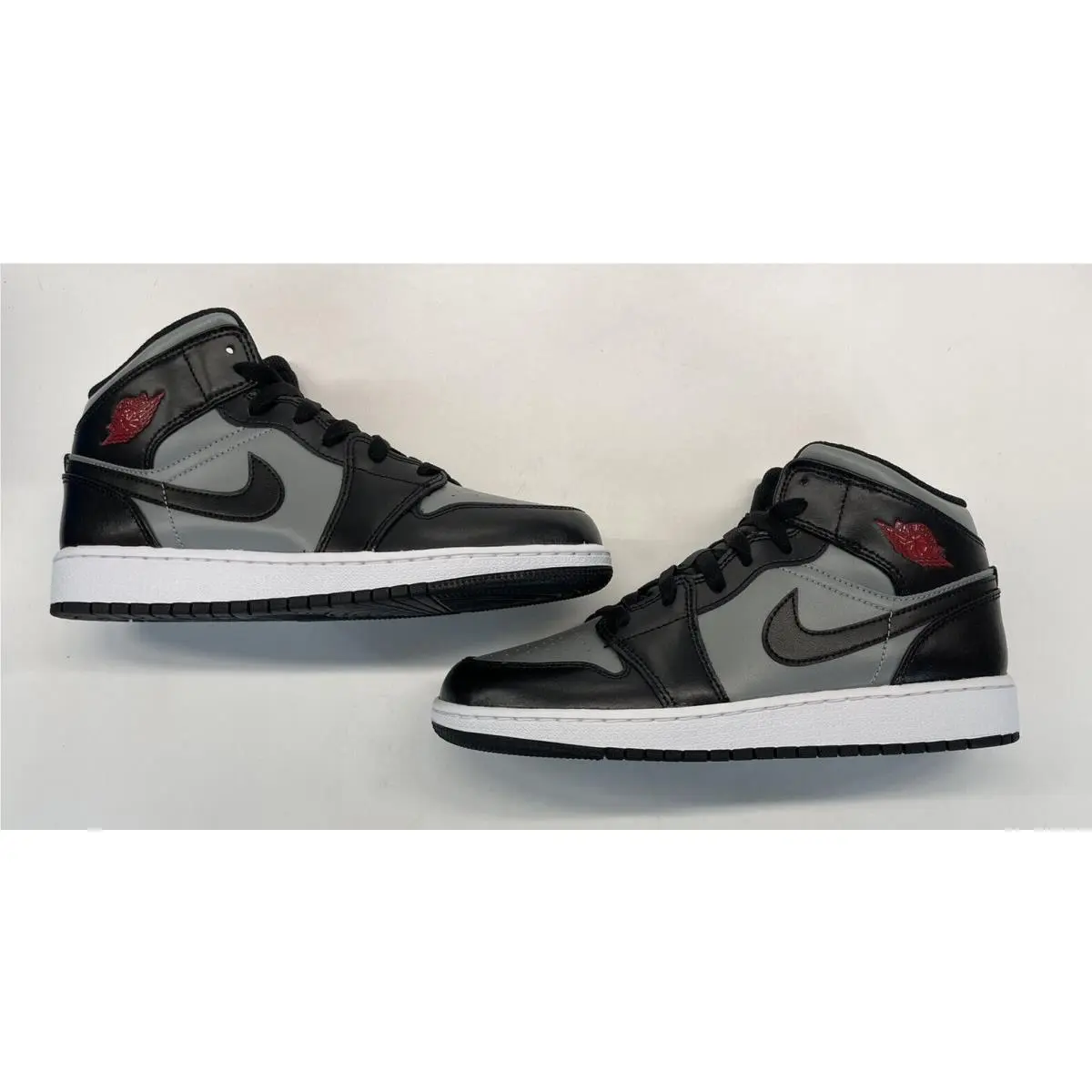 Nike shoes - Jordan 1 Mid - Mid - 654725-096 - Black 6