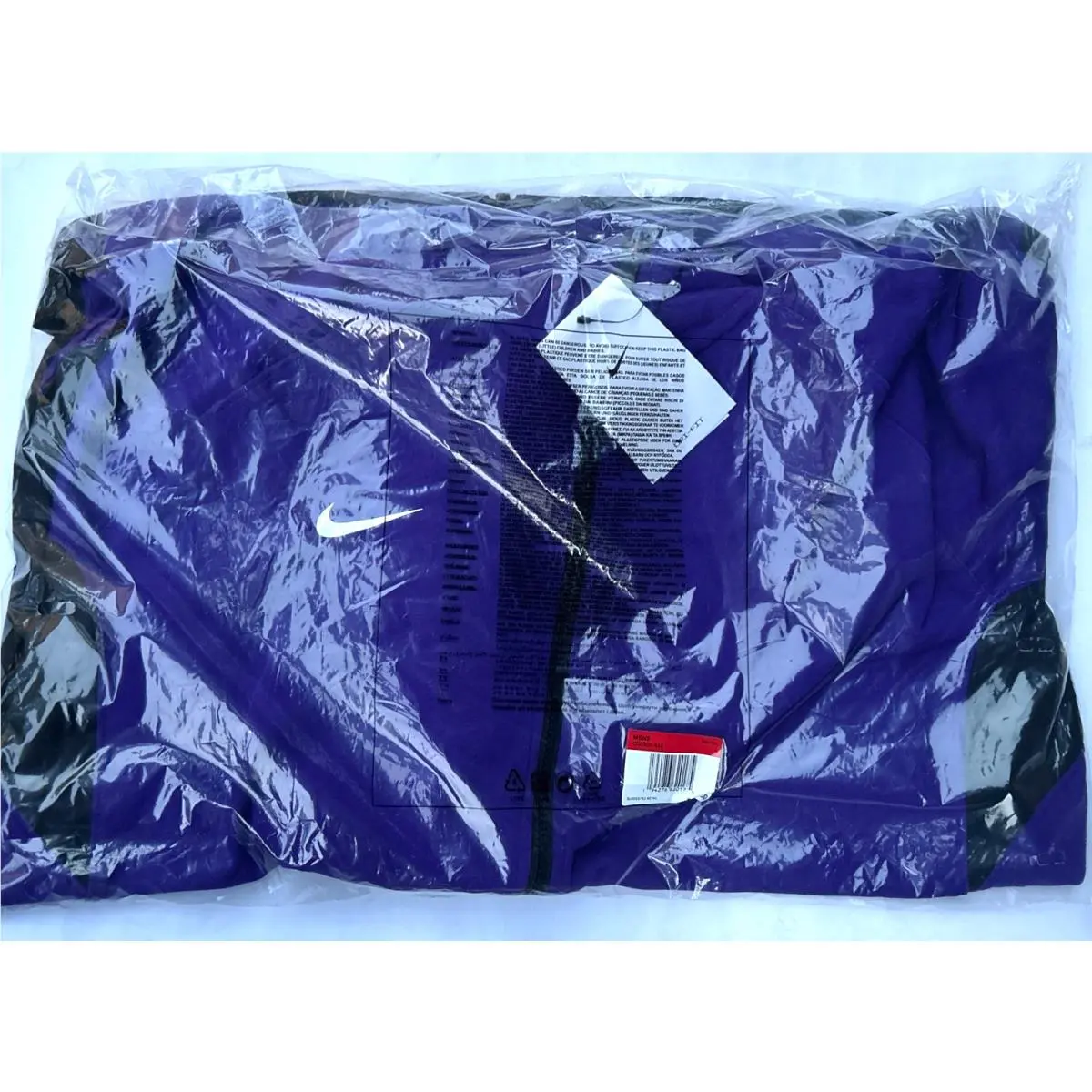 Nike clothing - Purple (UPC: 0194276620175) 1