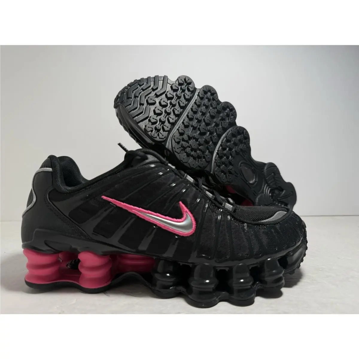 Nike Shox TL Off Noir Hyper Pink IQ0273-045 Women Size 6 US