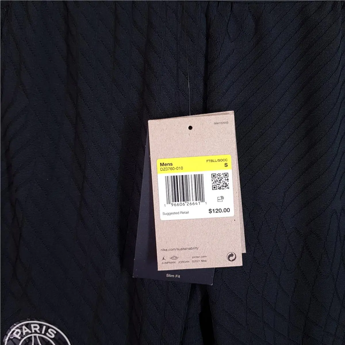 Nike clothing - DZ0760-010 - DZ0760-010 - Black (UPC: 0196606266435) 5