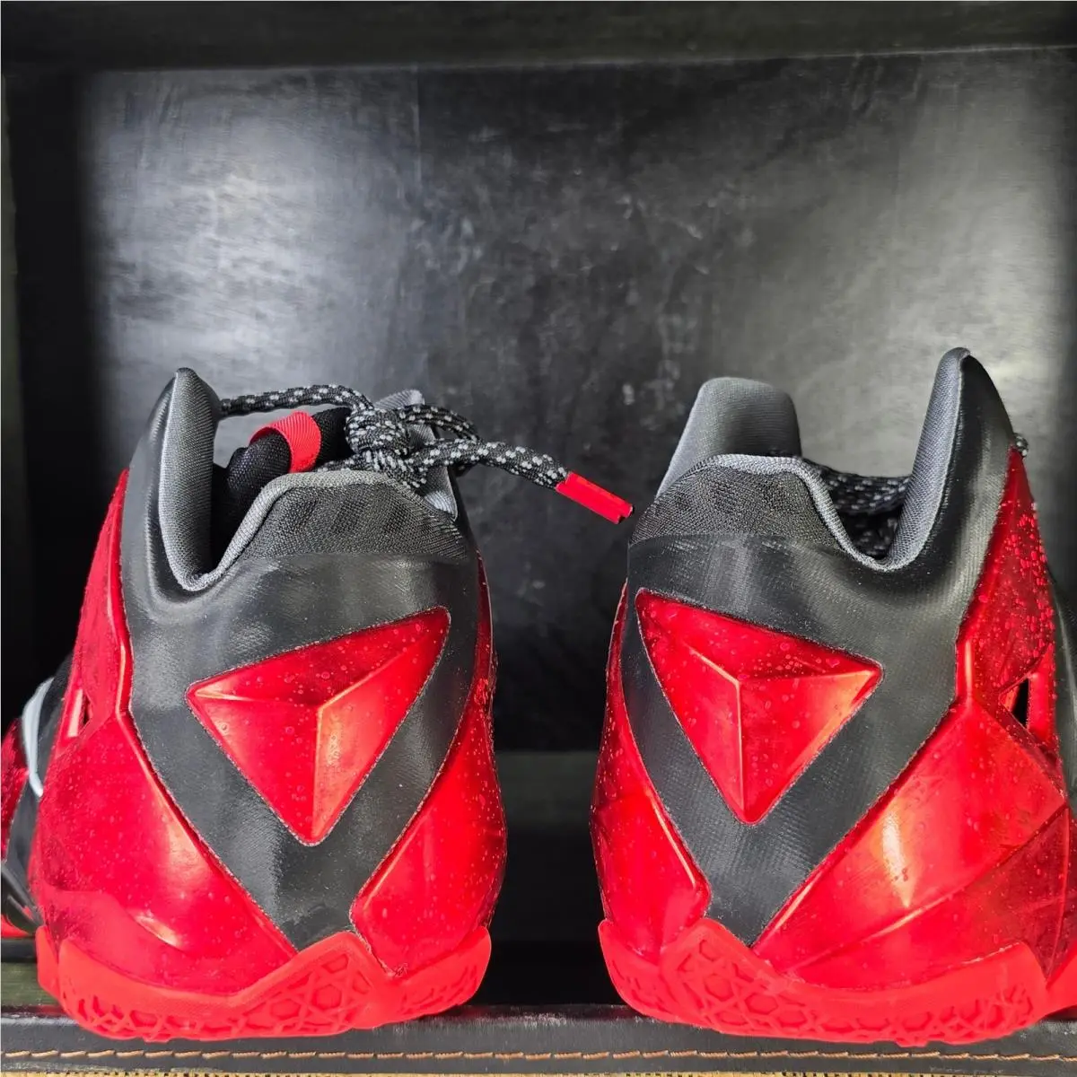 Nike shoes - Nike LeBron 11 - LeBron - 616175 001 - Black 4