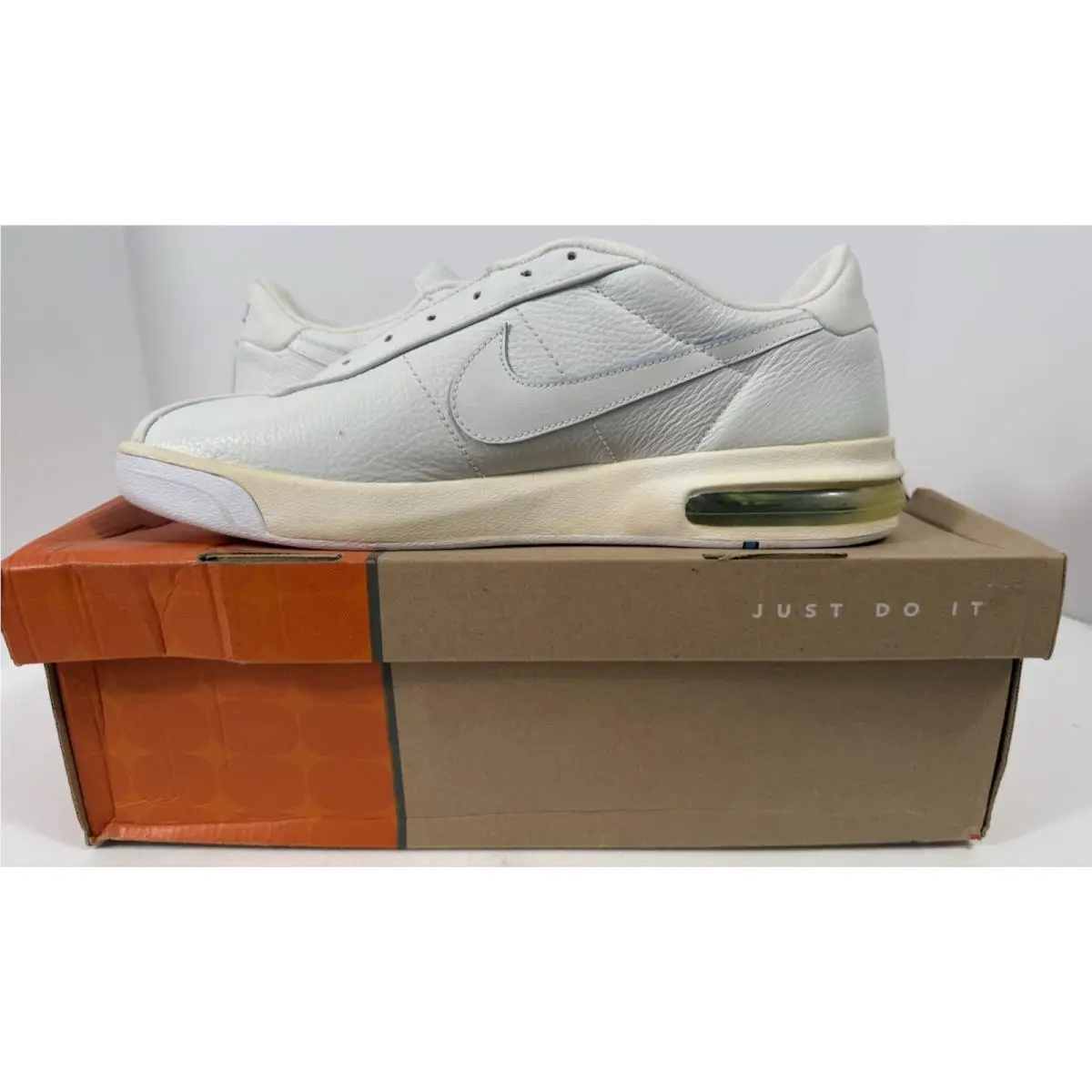 Nike shoes - Nike Air Bruin Max - Air Bruin Max - 305961-111 - White, Manufacturer: Black/White 0