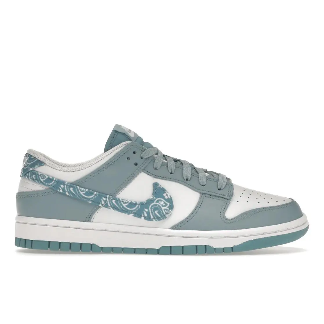 Size 10.5W Nike Dunk Low Essential Paisley Pack Worn Blue Women`s