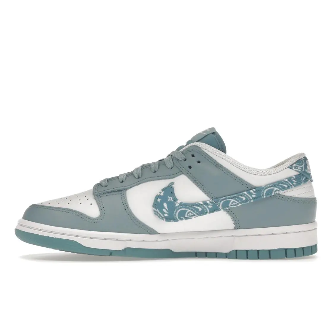 Nike shoes - Multicolor 1