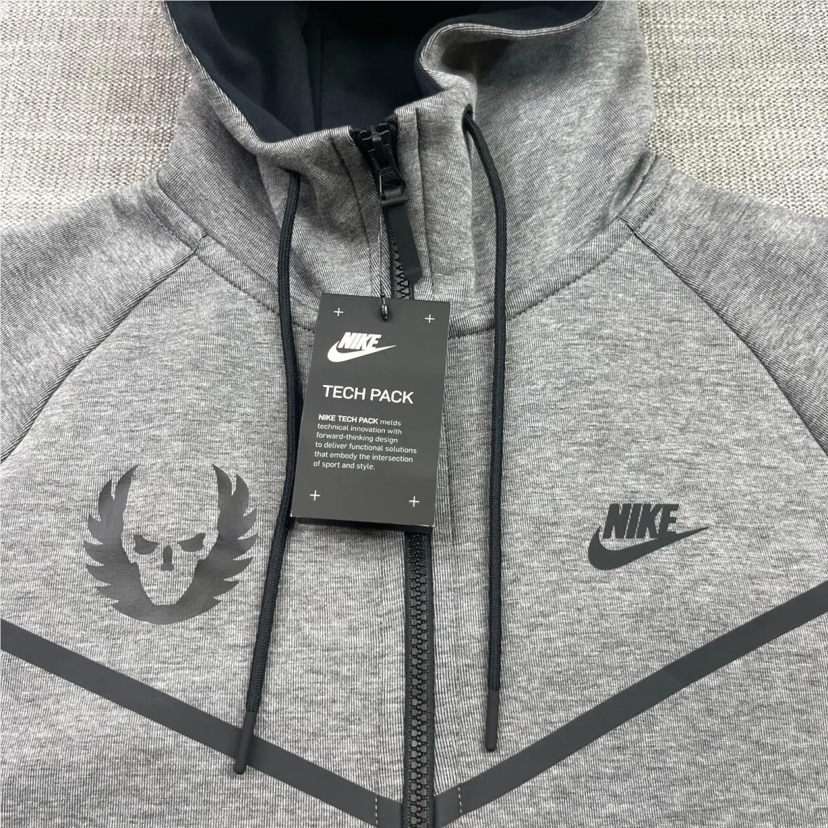 Nike clothing - Gray 1