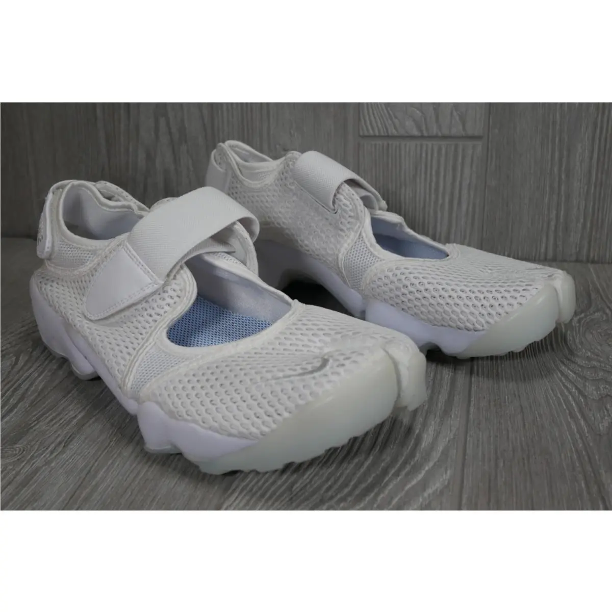 Nike shoes - 848386100 - 848386100 - White 1