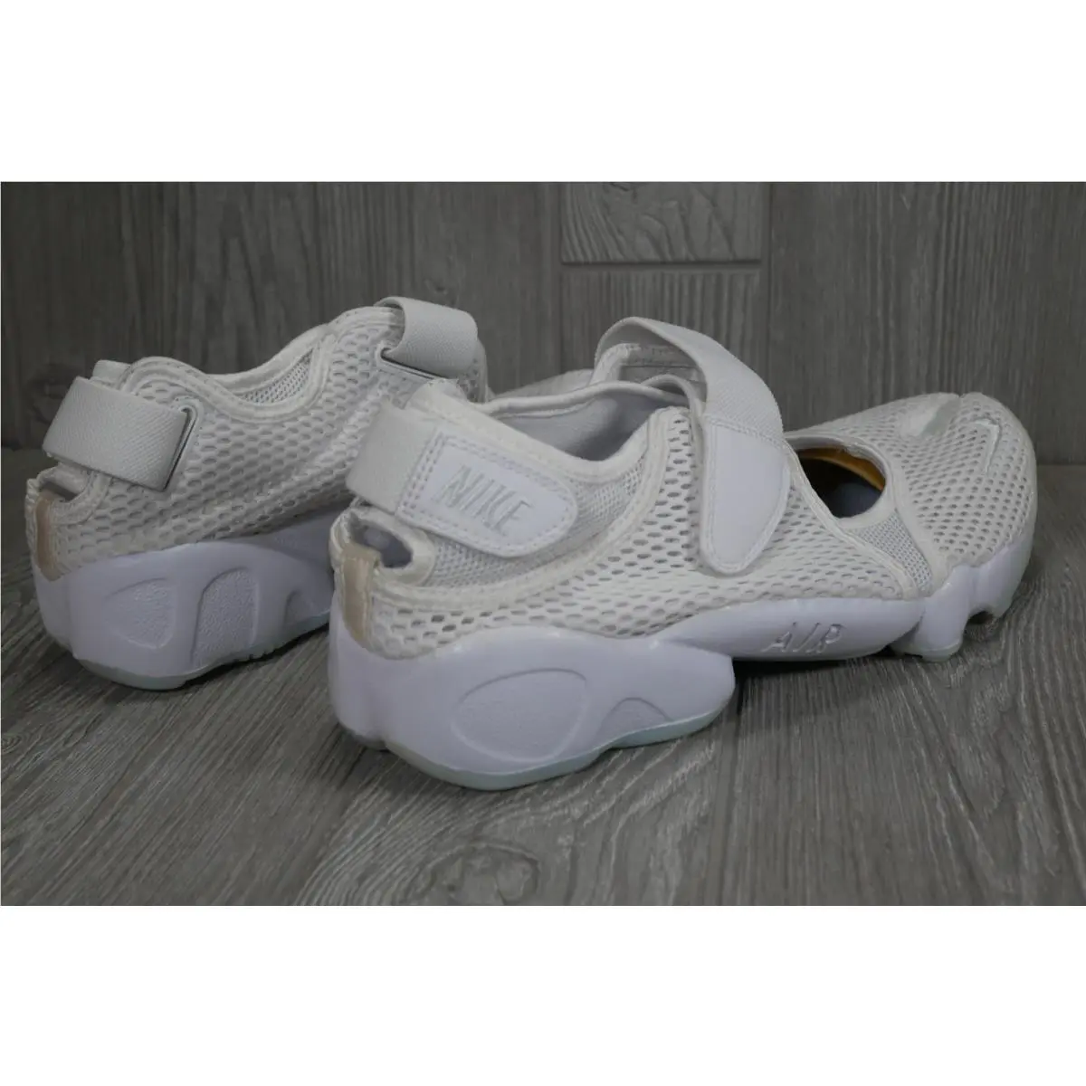 Nike shoes - 848386100 - 848386100 - White 2