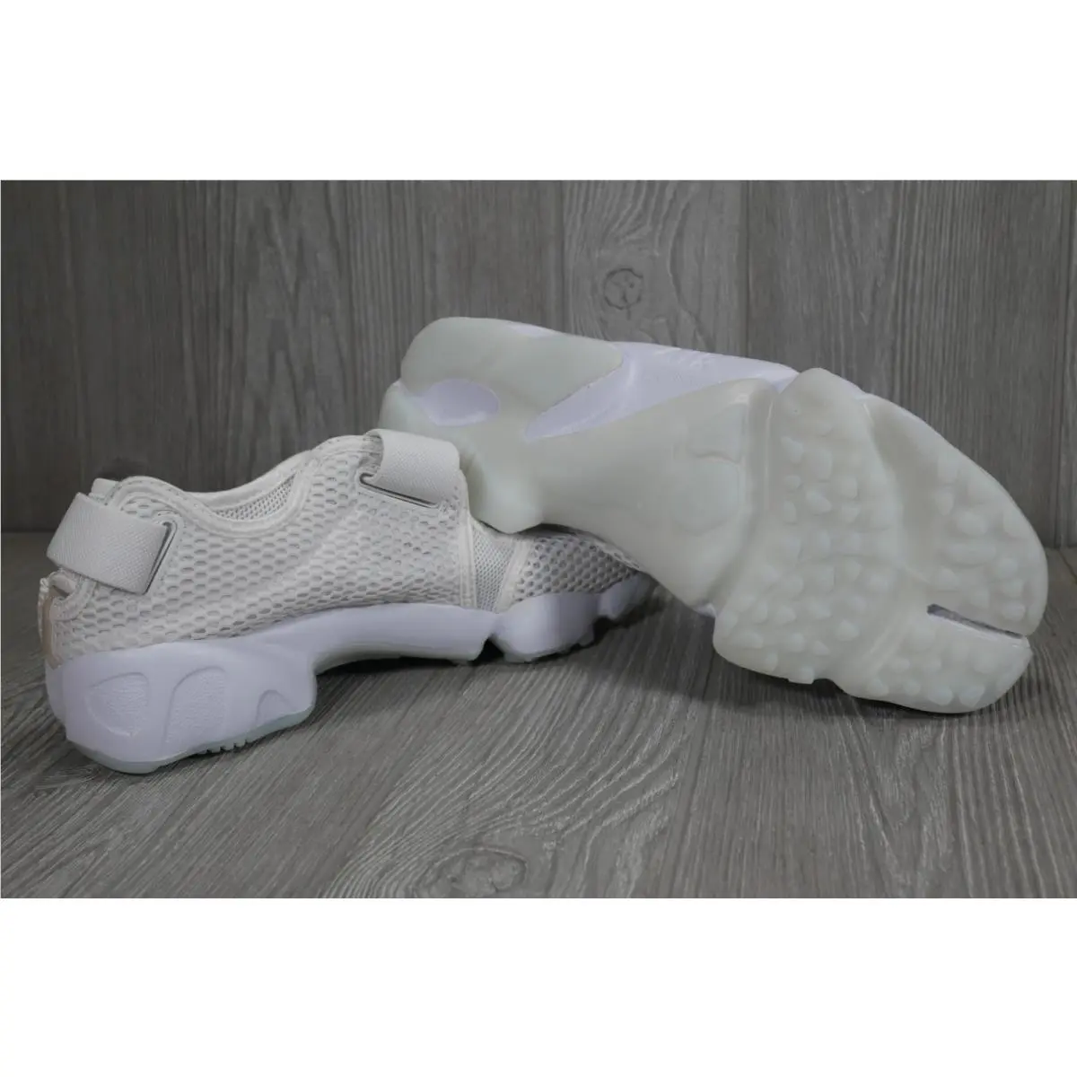 Nike shoes - 848386100 - 848386100 - White 4
