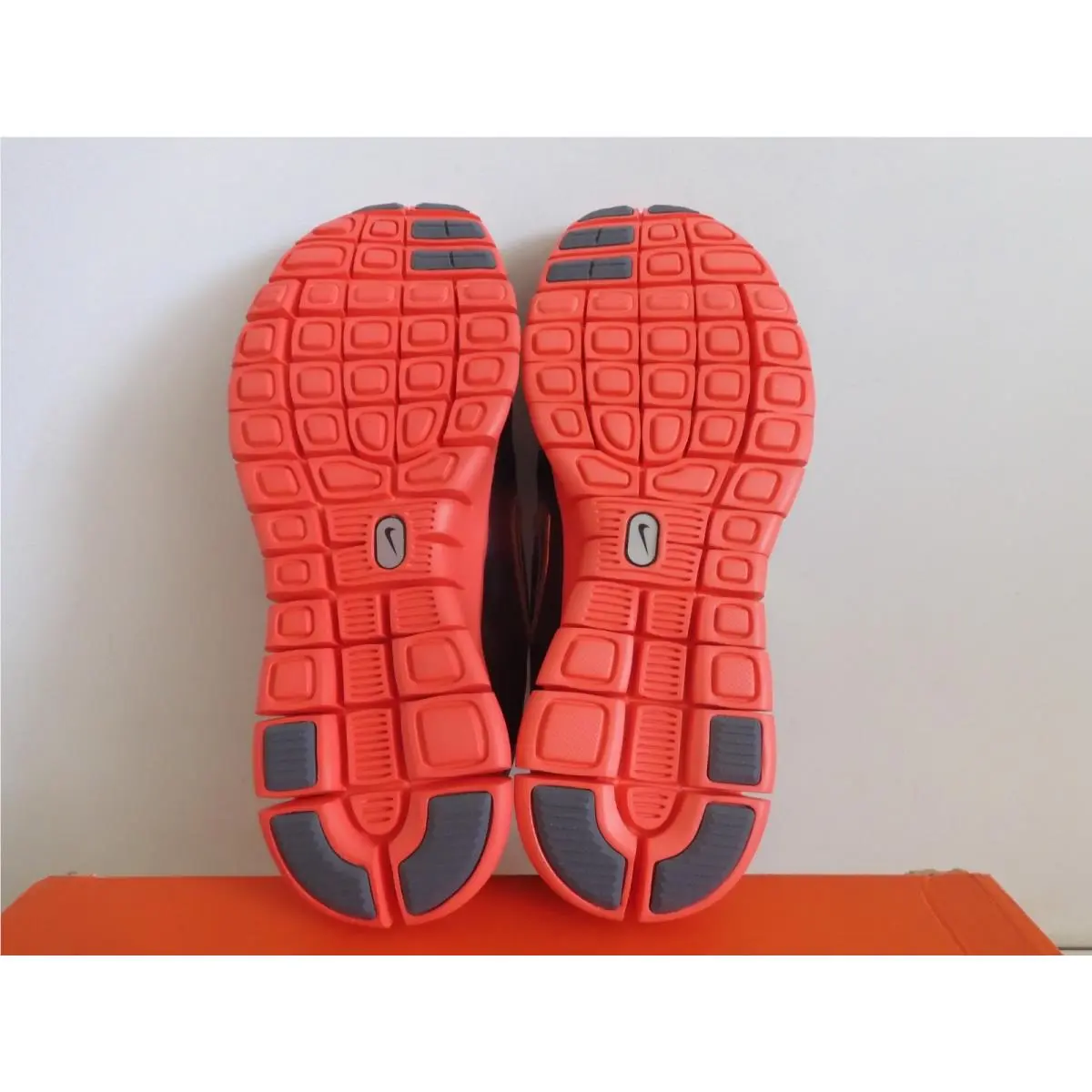 Nike shoes - Nike Free 5.0 - Free - Gray (UPC: 884500628823) 5