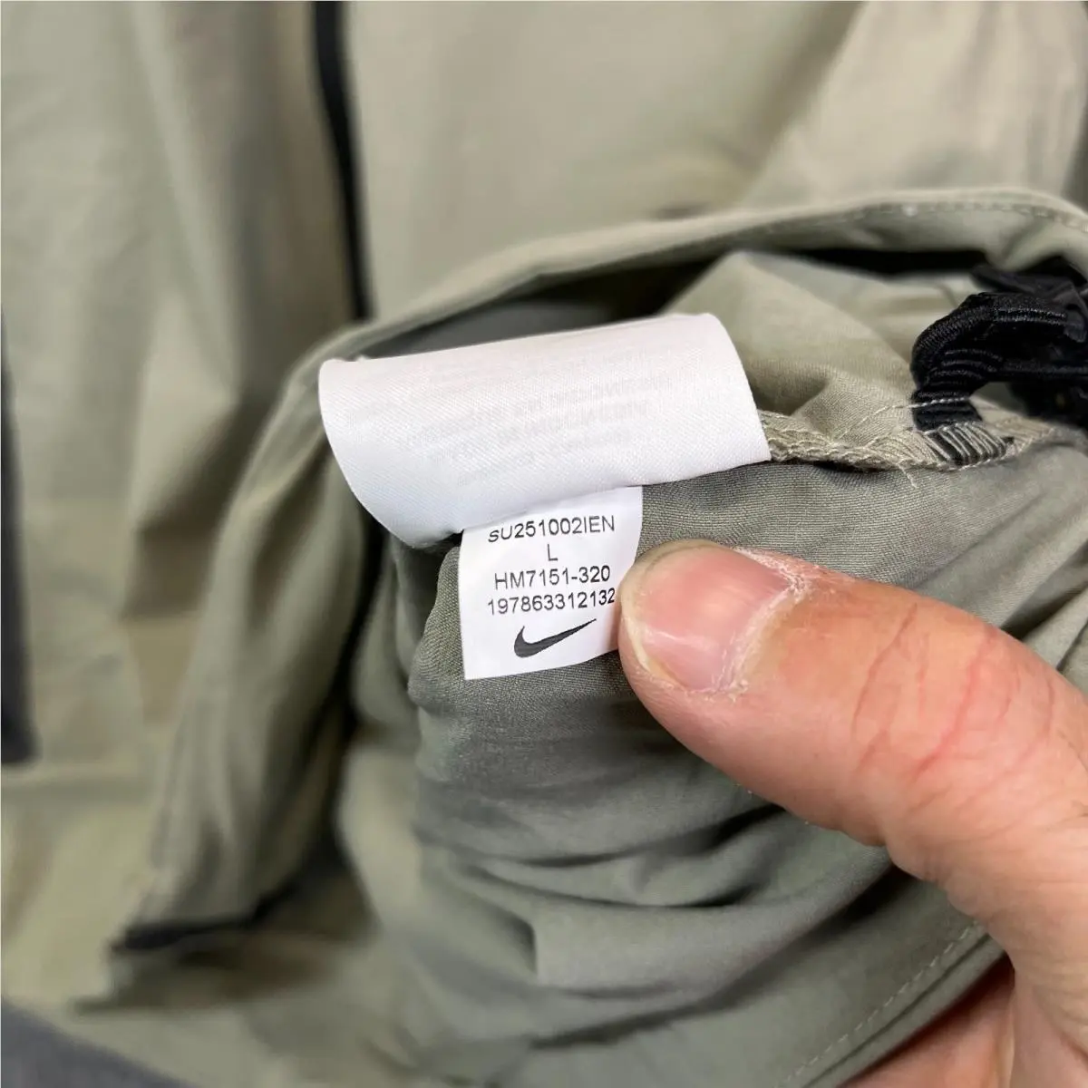 Nike clothing - Nike Tech Woven Windrunner - Tech Woven Windrunner - Green (UPC: 197863312132) 4