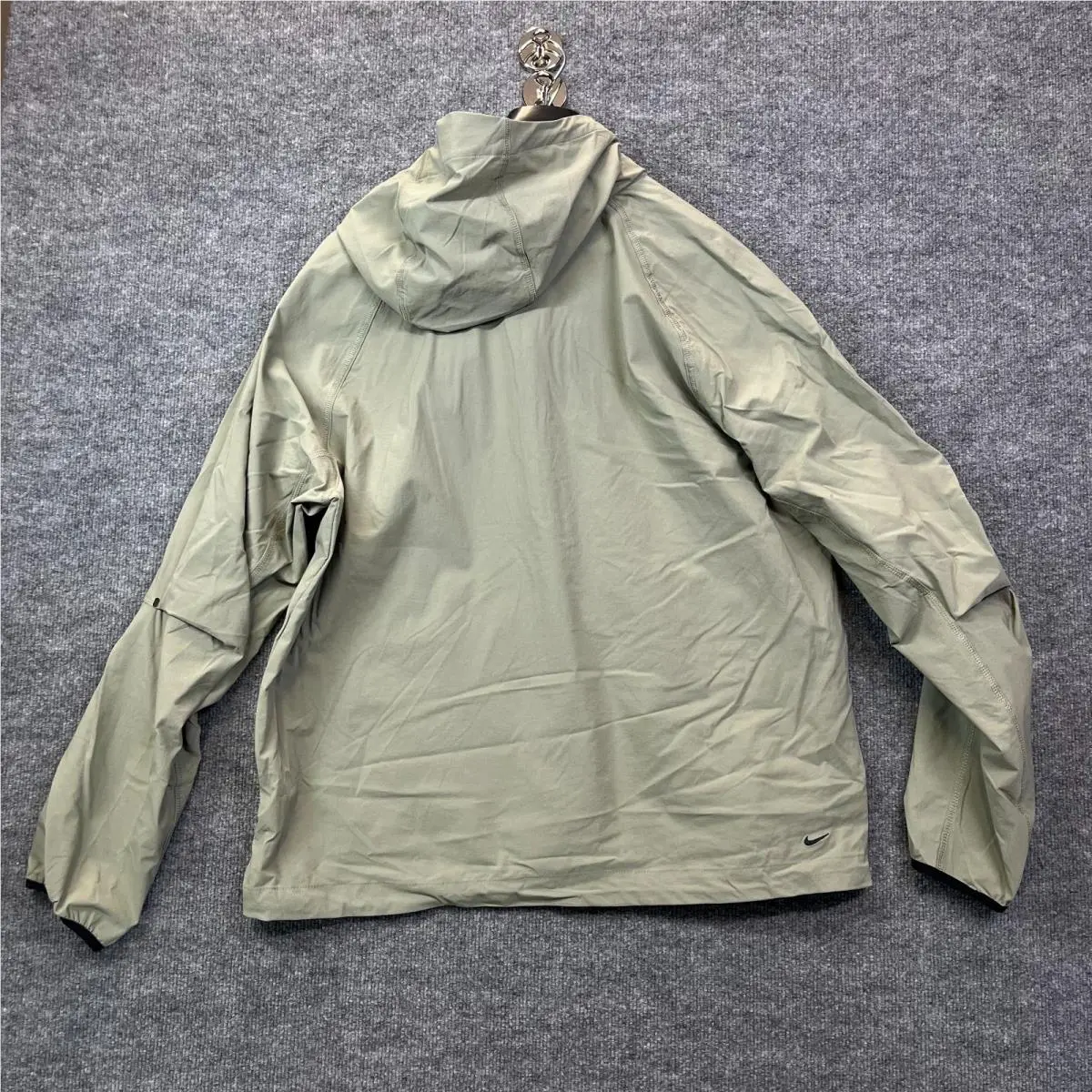 Nike clothing - Nike Tech Woven Windrunner - Tech Woven Windrunner - Green (UPC: 197863312132) 5