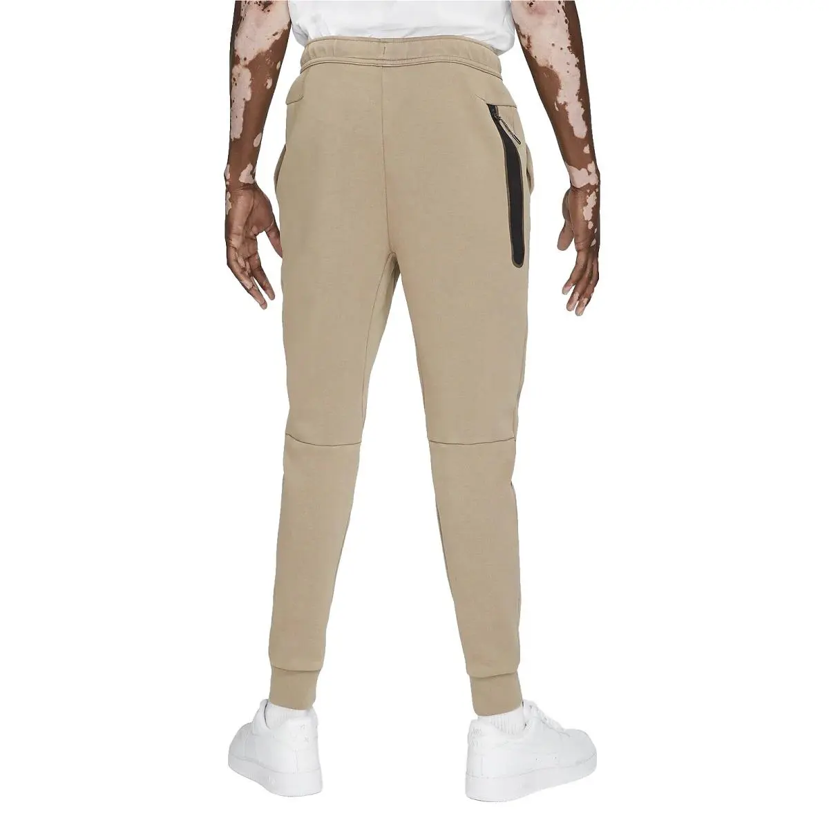 Nike clothing - Brown (UPC: 194956061717) 0