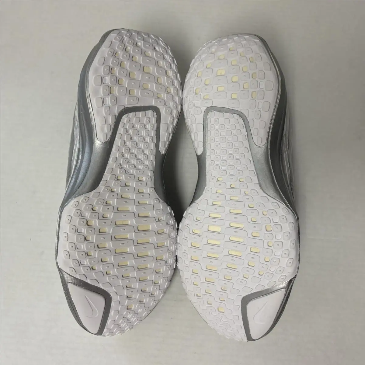 Nike shoes - Nike Invincible 3 - Invincible - FZ1428 100 - White 5