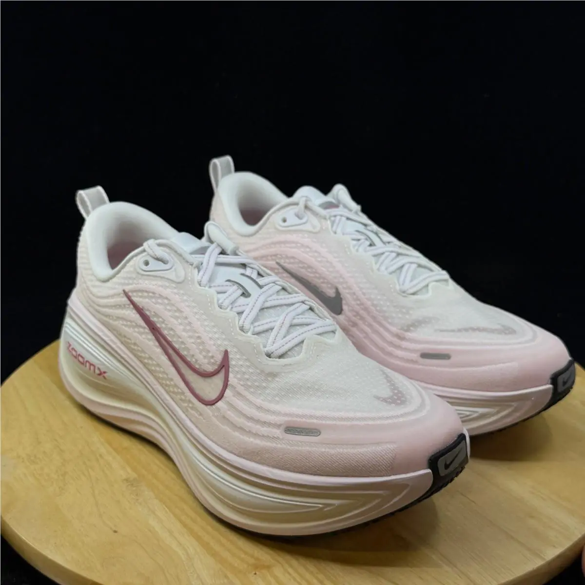 Nike shoes - Pink 3