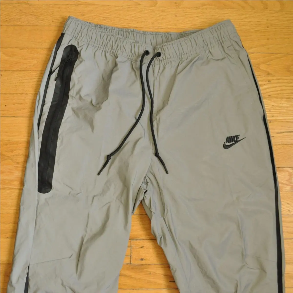 Nike clothing - Nike Tech Woven Flash Pants - Gray 2