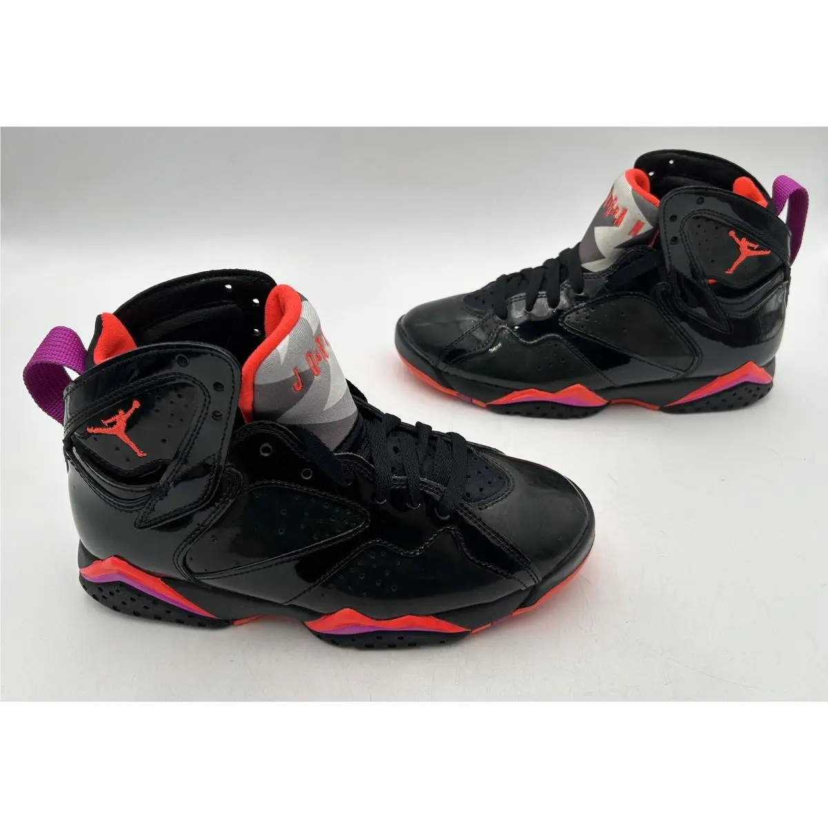 Nike shoes - Air Jordan 1 - Air - Retro - Black/Bright Crimson/Anthracite 3