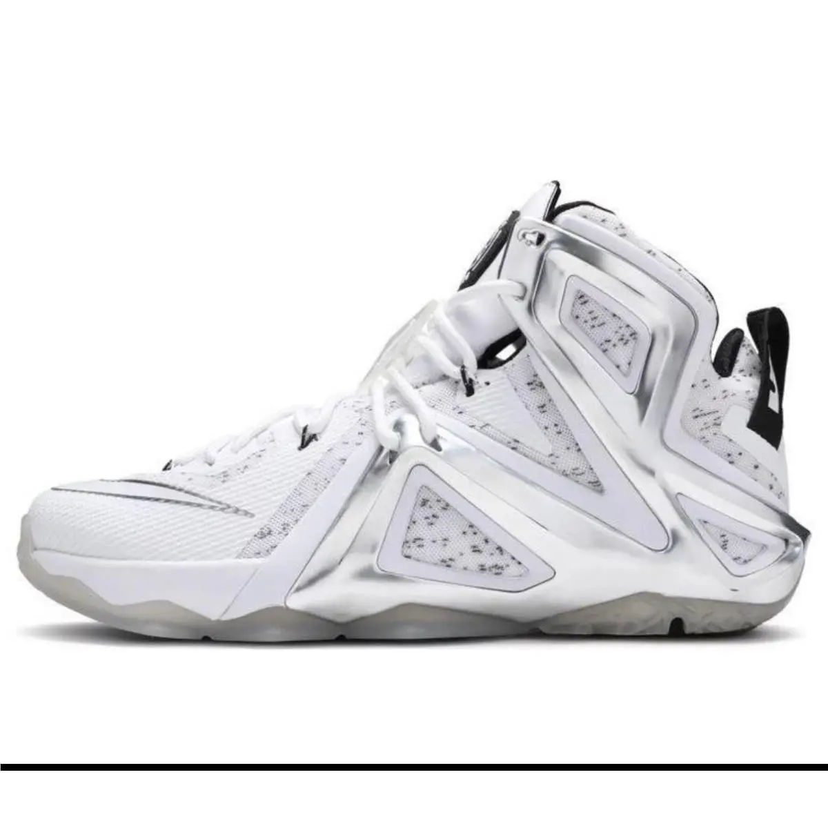 Nike shoes - Lebron XII - Lebron XII - 806951-100 - White (UPC: 0888410040676) 0
