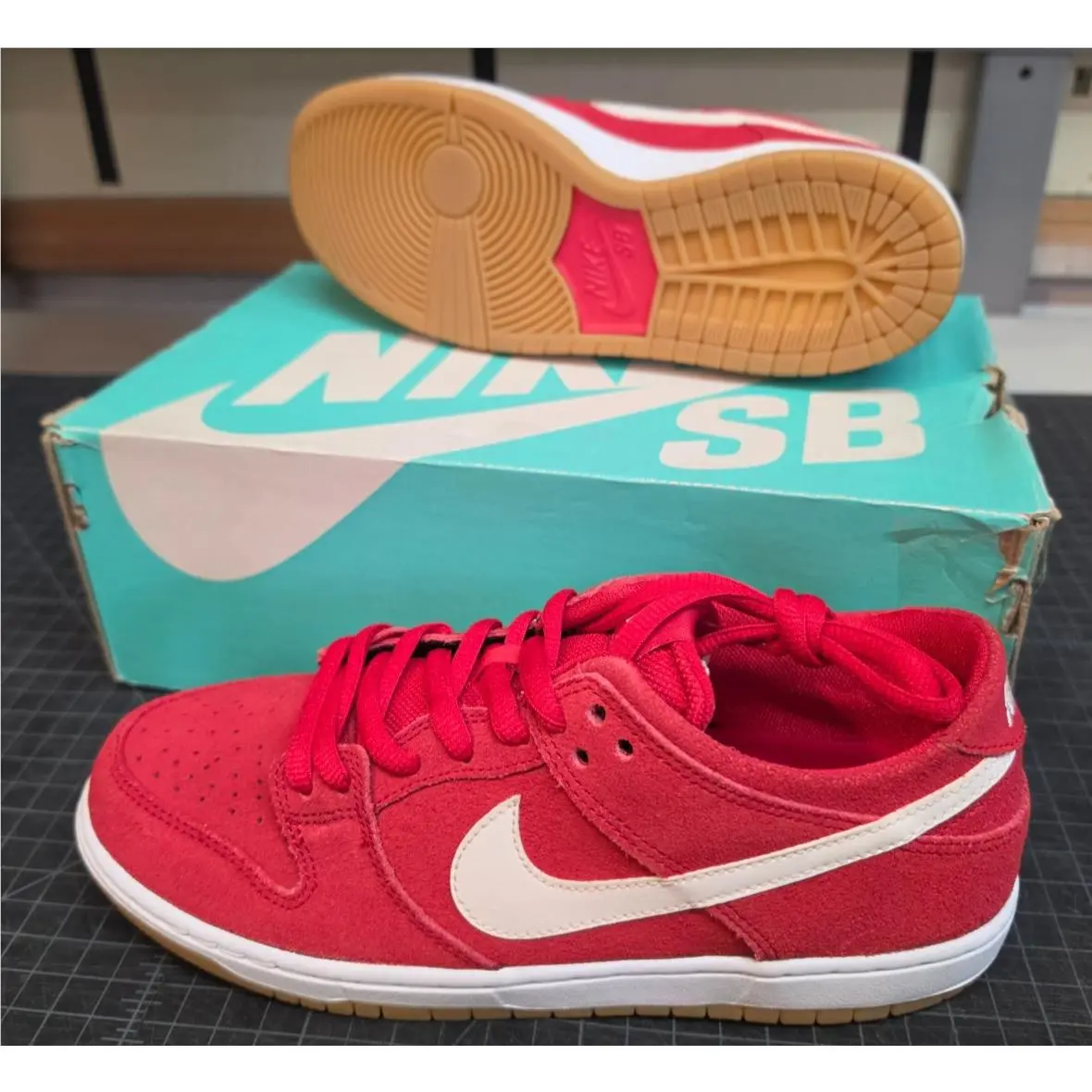 Nike Dunk Low Pro SB Challenge Red 2012 Shoes Rare 819674 Mens Size 9