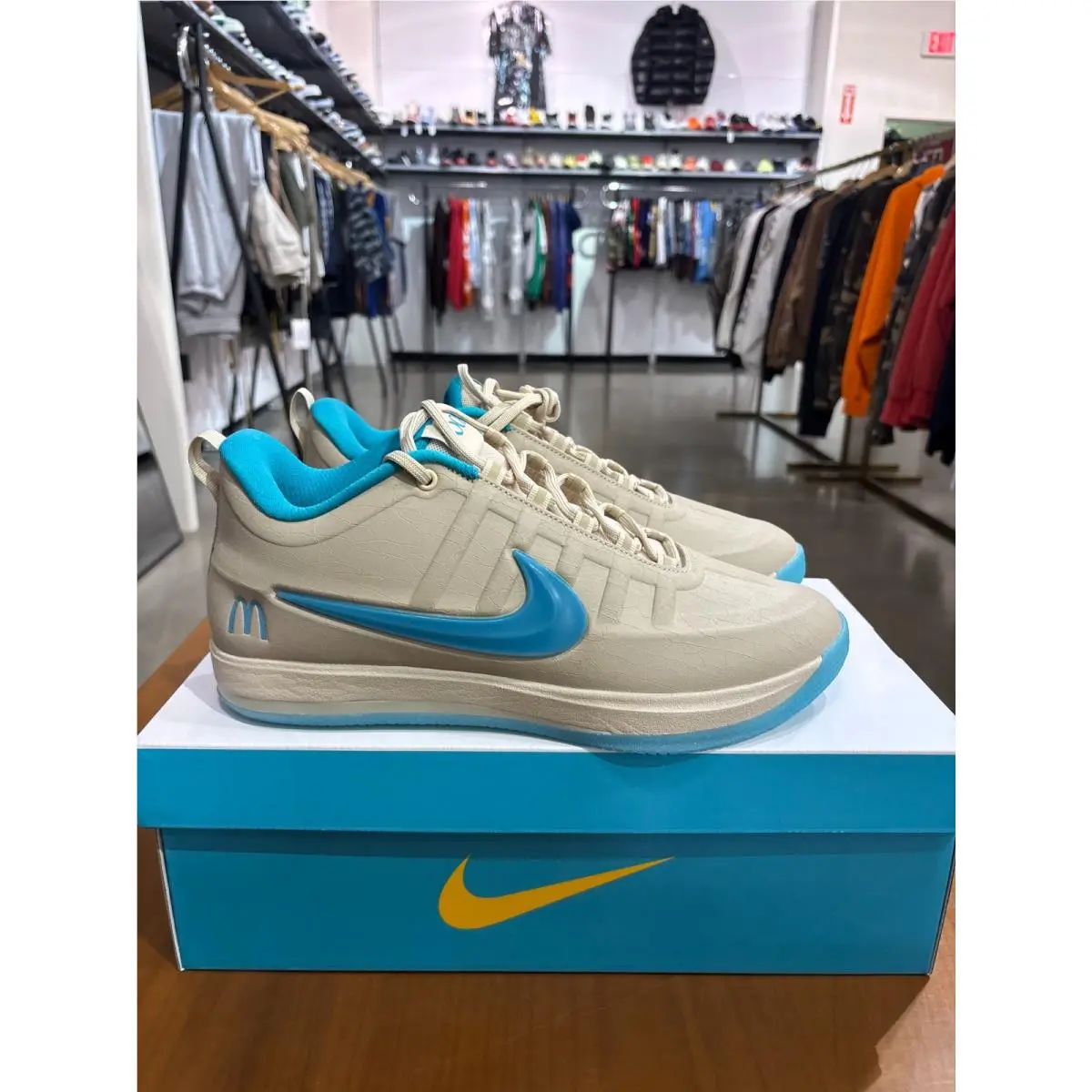 Nike shoes - Nike Book 2 - Book - Brown 0