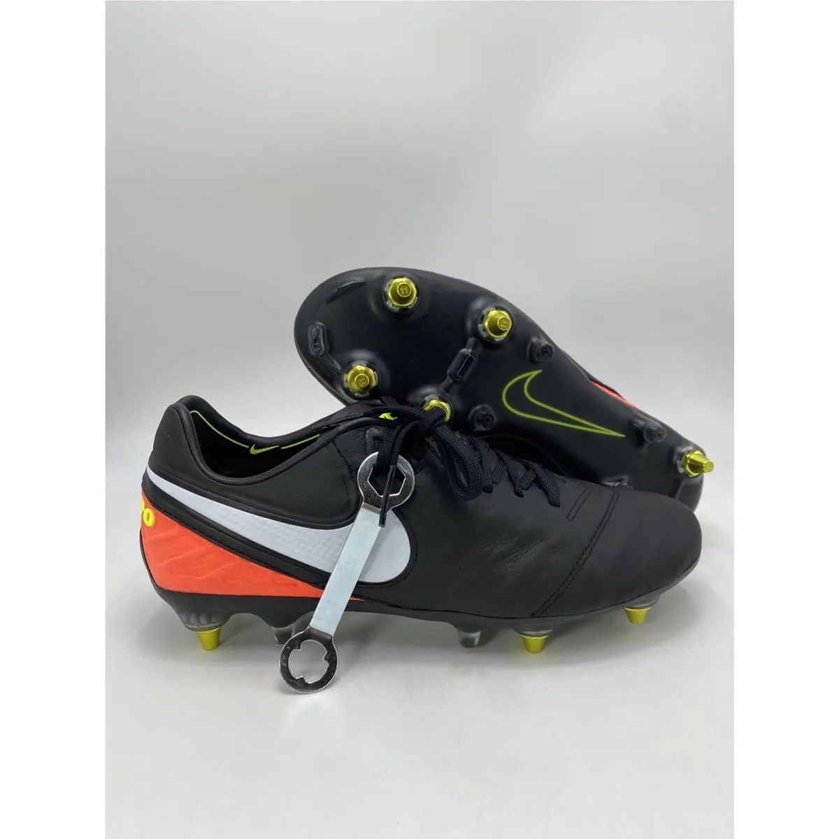 Nike Tiempo Legend VI SG Pro AC Anti Clog Black-hyper Orange SZ 8 869483-018
