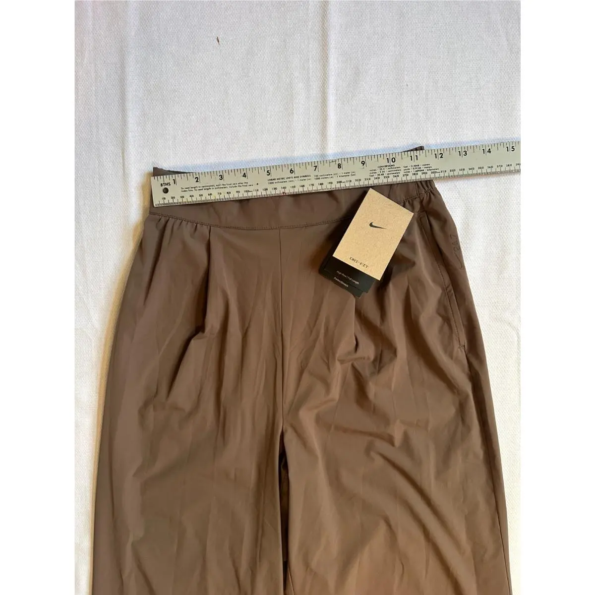 Nike clothing - Brown 5