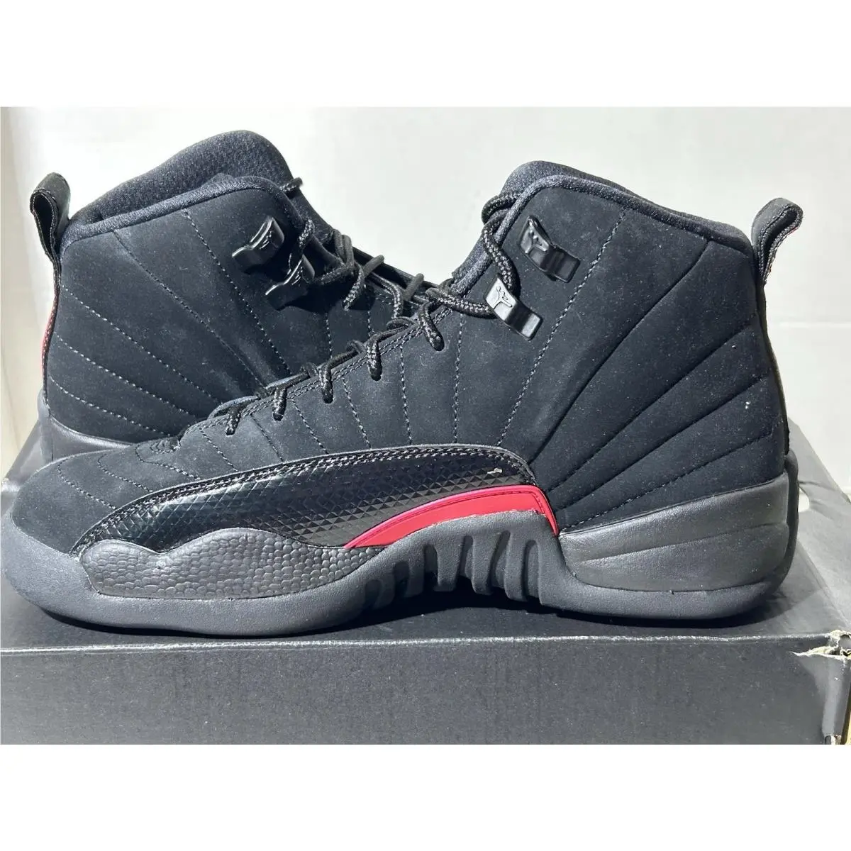 Nike shoes - Air Jordan 12 - Air - Black 4