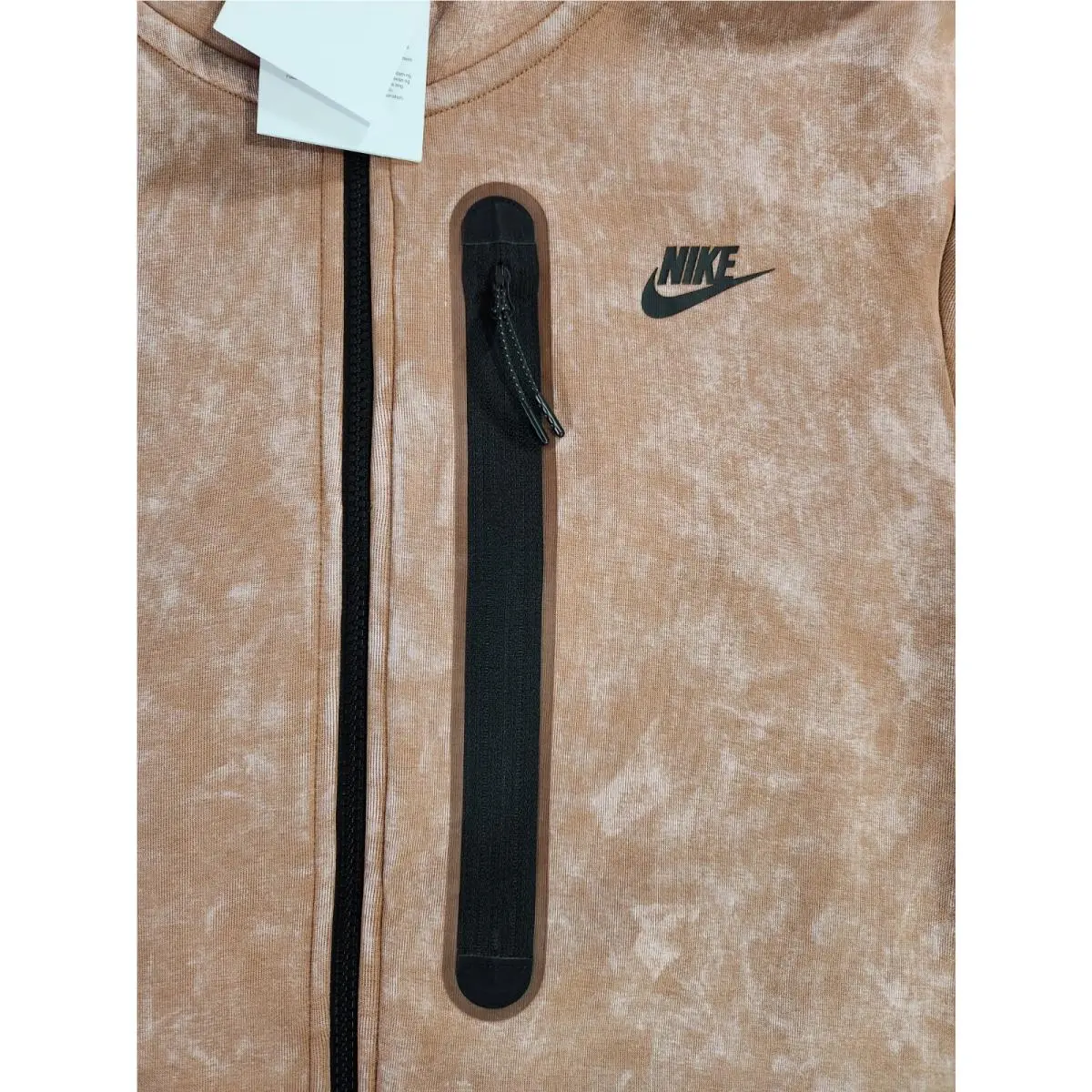 Nike clothing - Mineral Clay 1