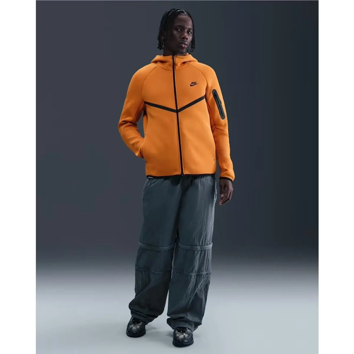 Nike clothing - Orange (UPC: 197863151274) 3