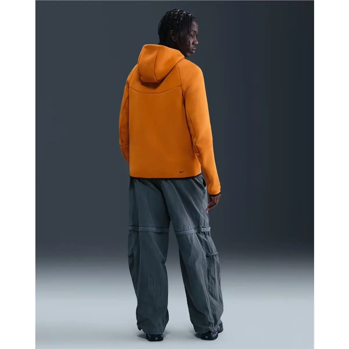 Nike clothing - Orange (UPC: 197863151274) 4