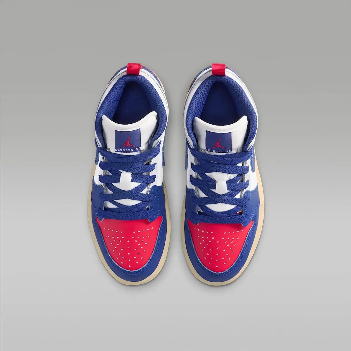 Nike shoes - White (UPC: 198482380588) 2