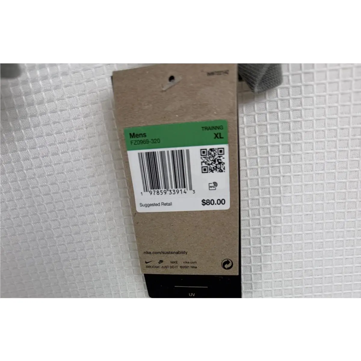 Nike clothing - FZ0969-320 - FZ0969-320 - Green (UPC: 197859339143) 2