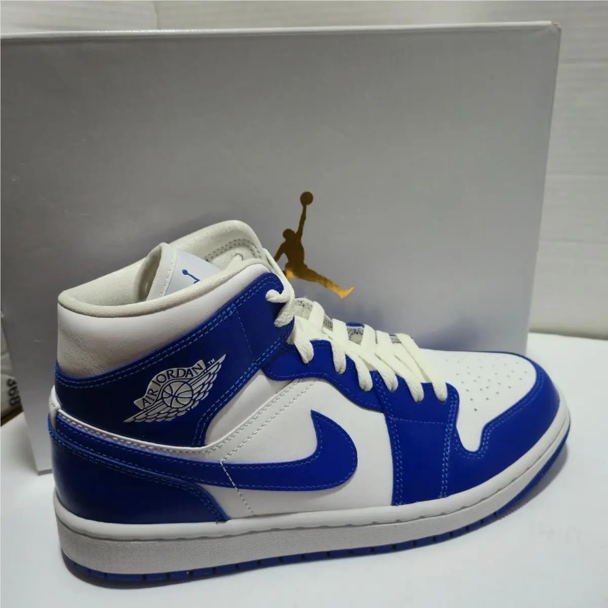Nike Women`s Air Jordan 1 Mid Sneakers Kentucky Hyper Royal Blue White Size 10