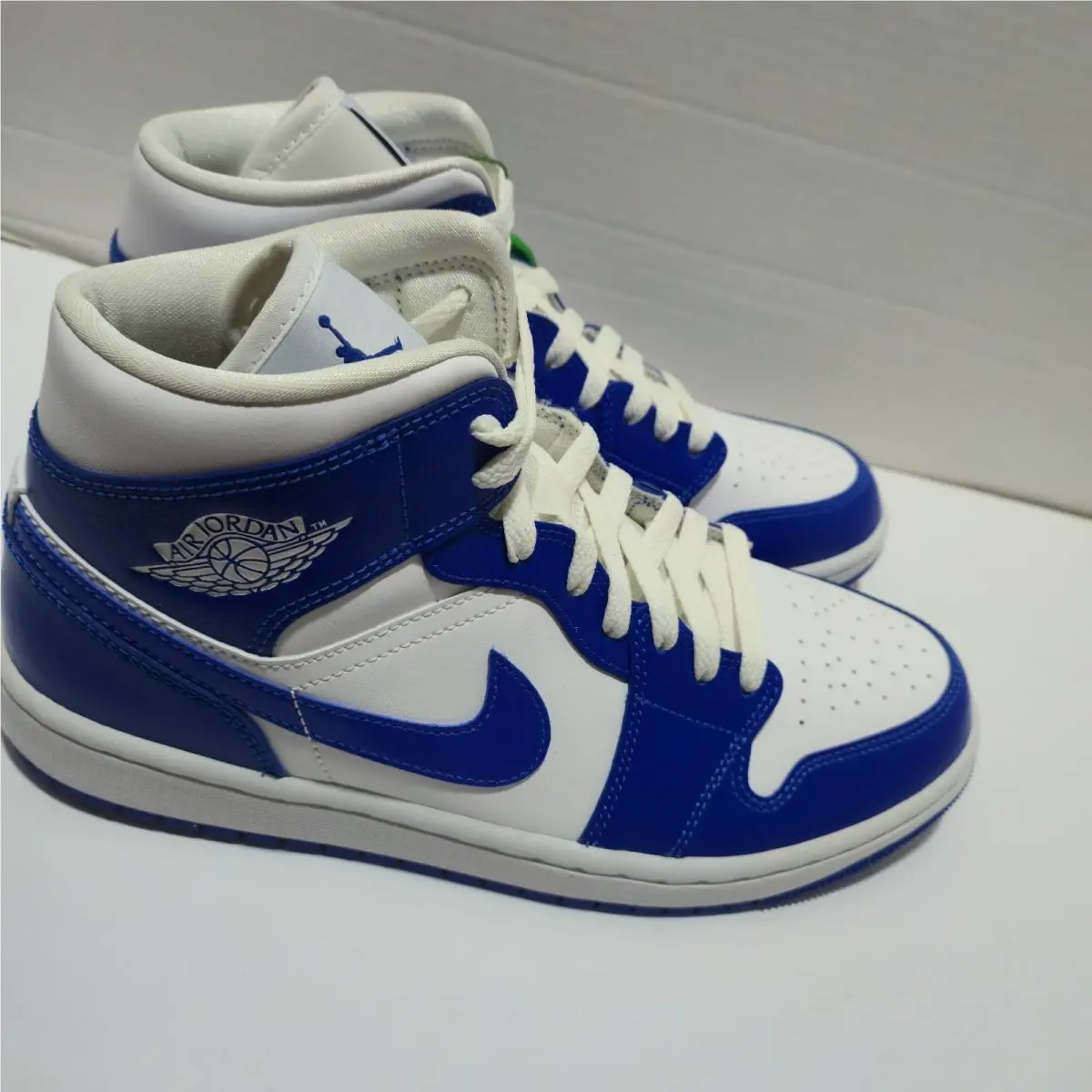 Nike shoes - Air Jordan 1 - Air - Blue 0