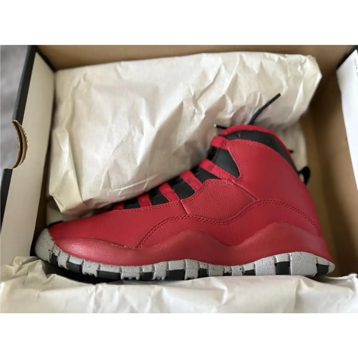 Nike shoes - Jordan 10 - Red 2