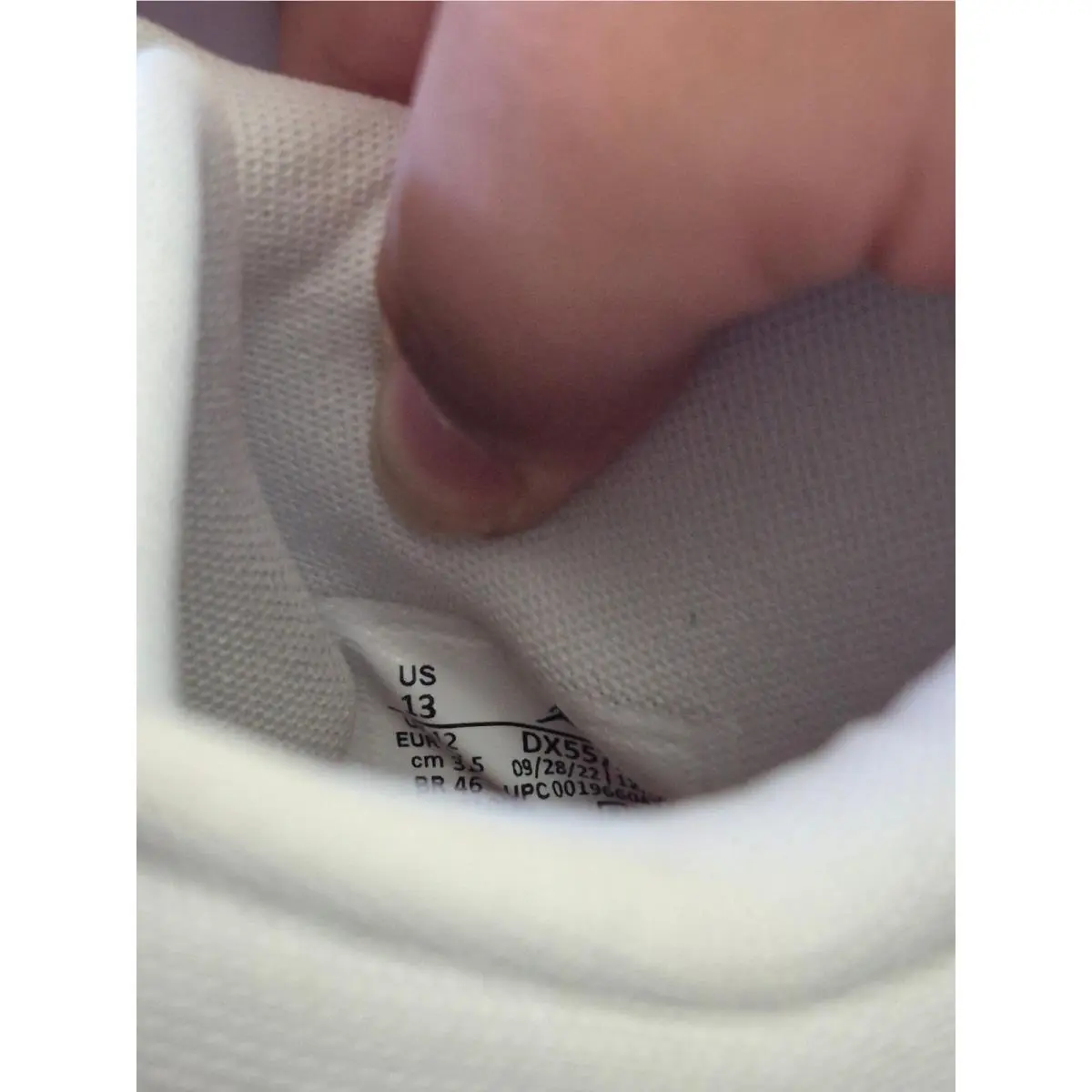 Nike shoes - White 3