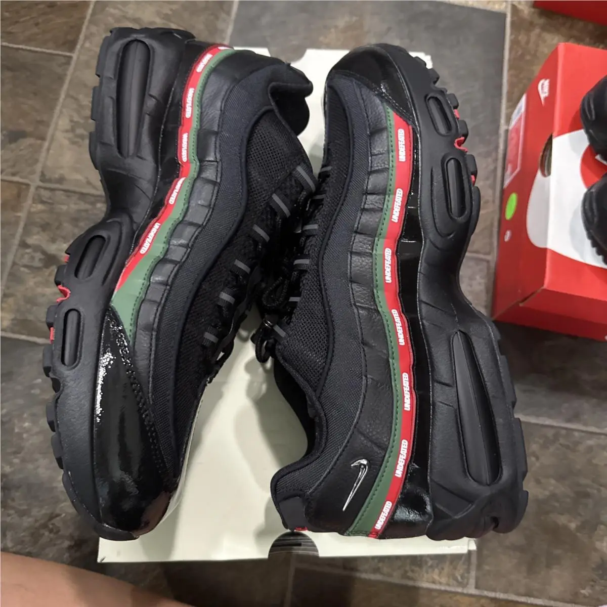Nike shoes - Undefeated x Nike Air Max 95 - IB4453-001 - Black 4
