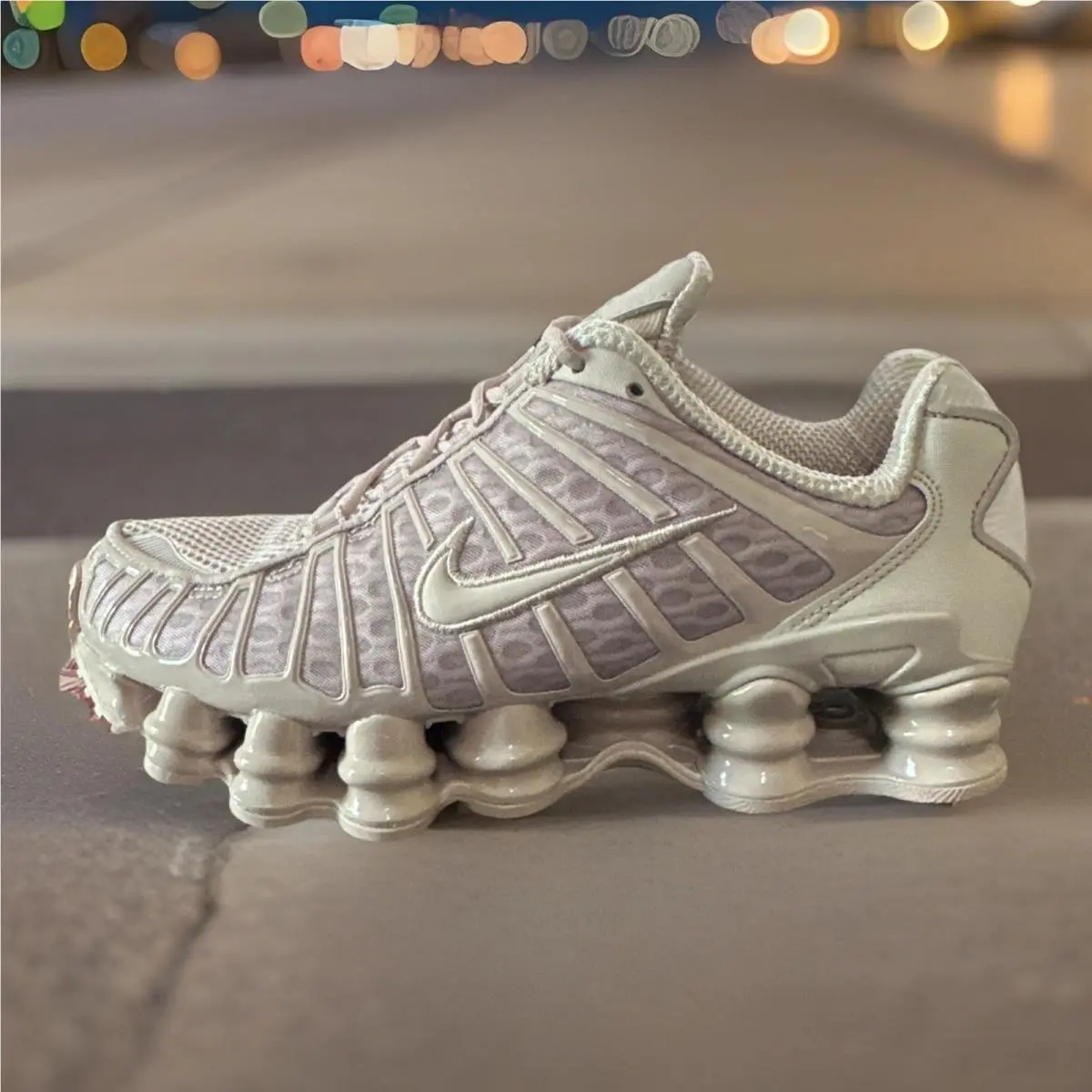 Women`s Size 7 Nike Shox TL Total Particle Pink AR3566-601