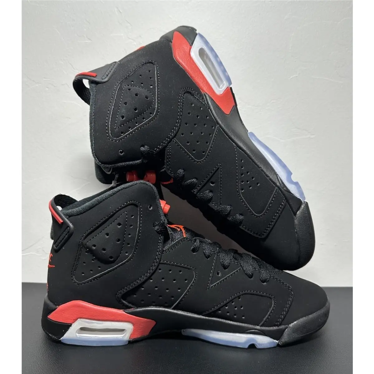 Nike shoes - Nike Air Jordan 6 Retro - Black (UPC: 198726477616) 4
