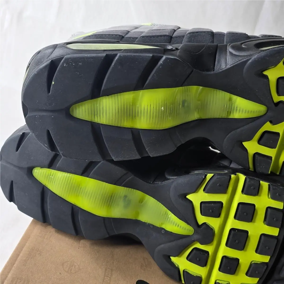 Nike shoes - Air Max 95 - Air Max - 609048-072 - Gray 4