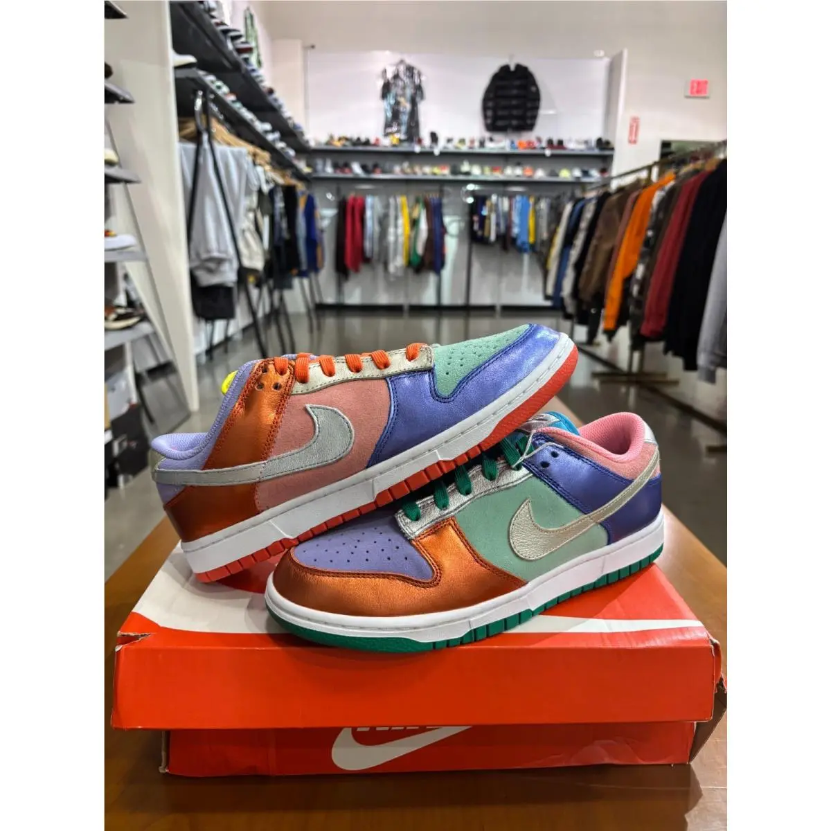 Nike Dunk Low Sunset Pulse Size 9.5W/8M