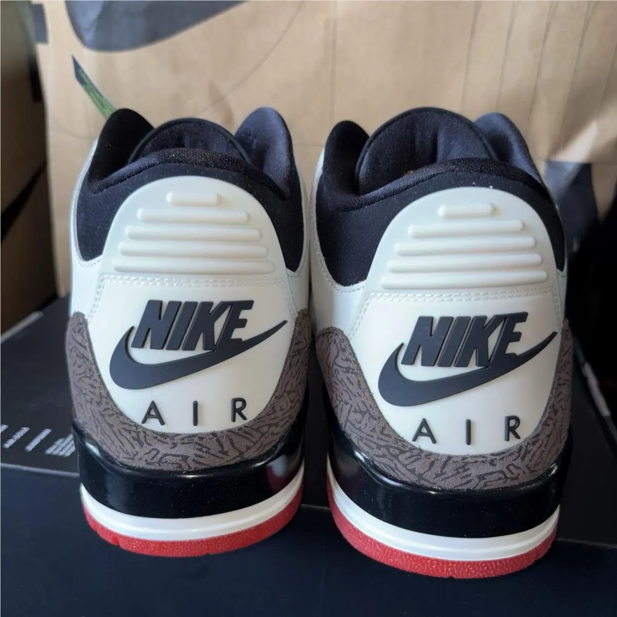 Nike shoes - Air Jordan 3 - Air - IF4396-103 - Multicolor 3