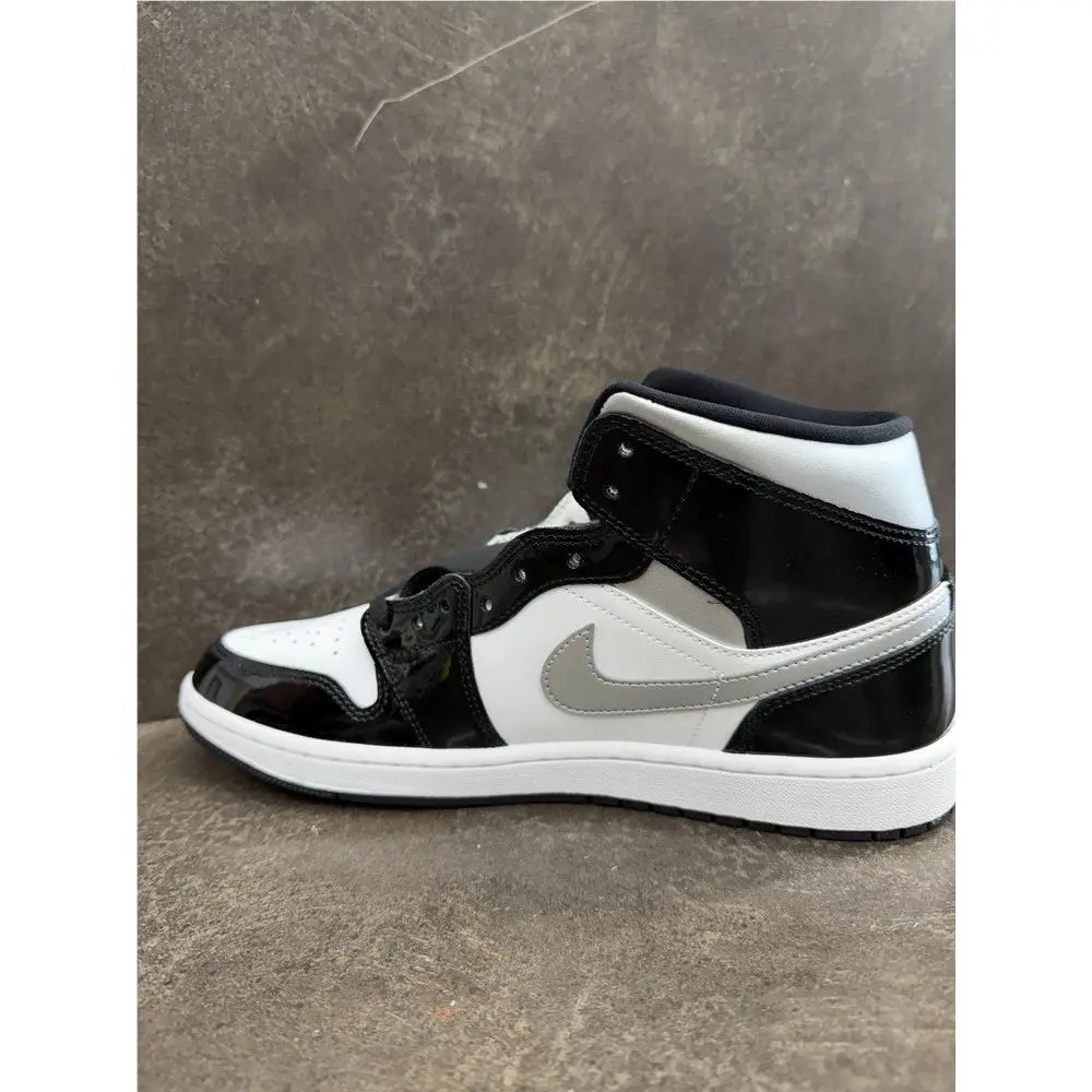 Nike shoes - Black 1