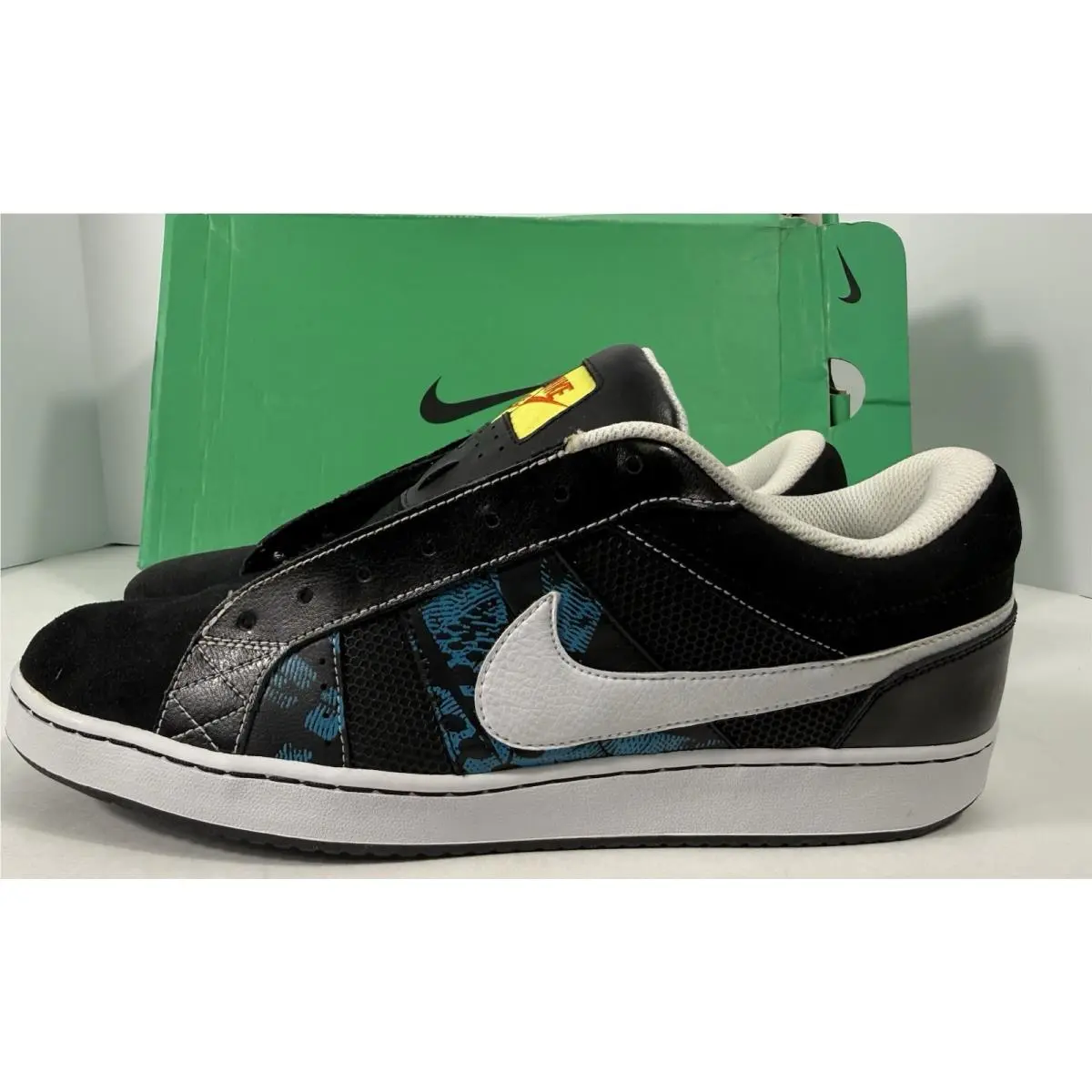 Nike shoes - Nike Isolate - Isolate - Black 2