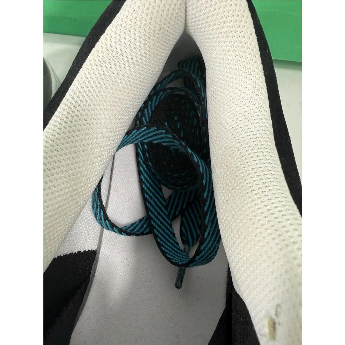 Nike shoes - Nike Isolate - Isolate - Black 8
