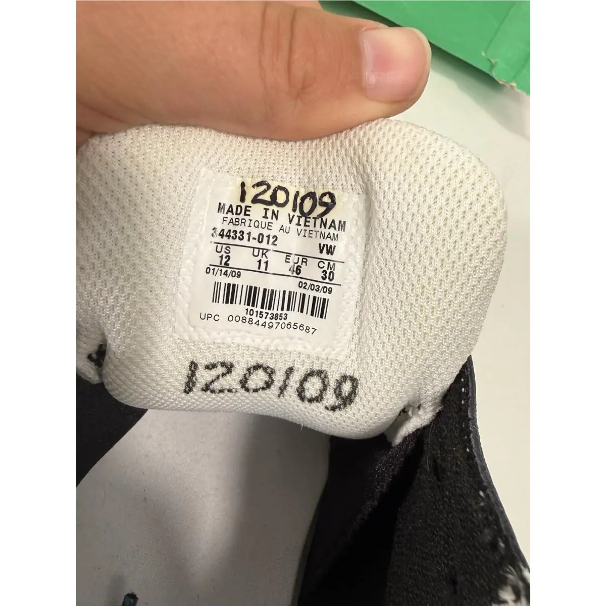 Nike shoes - Nike Isolate - Isolate - Black 7