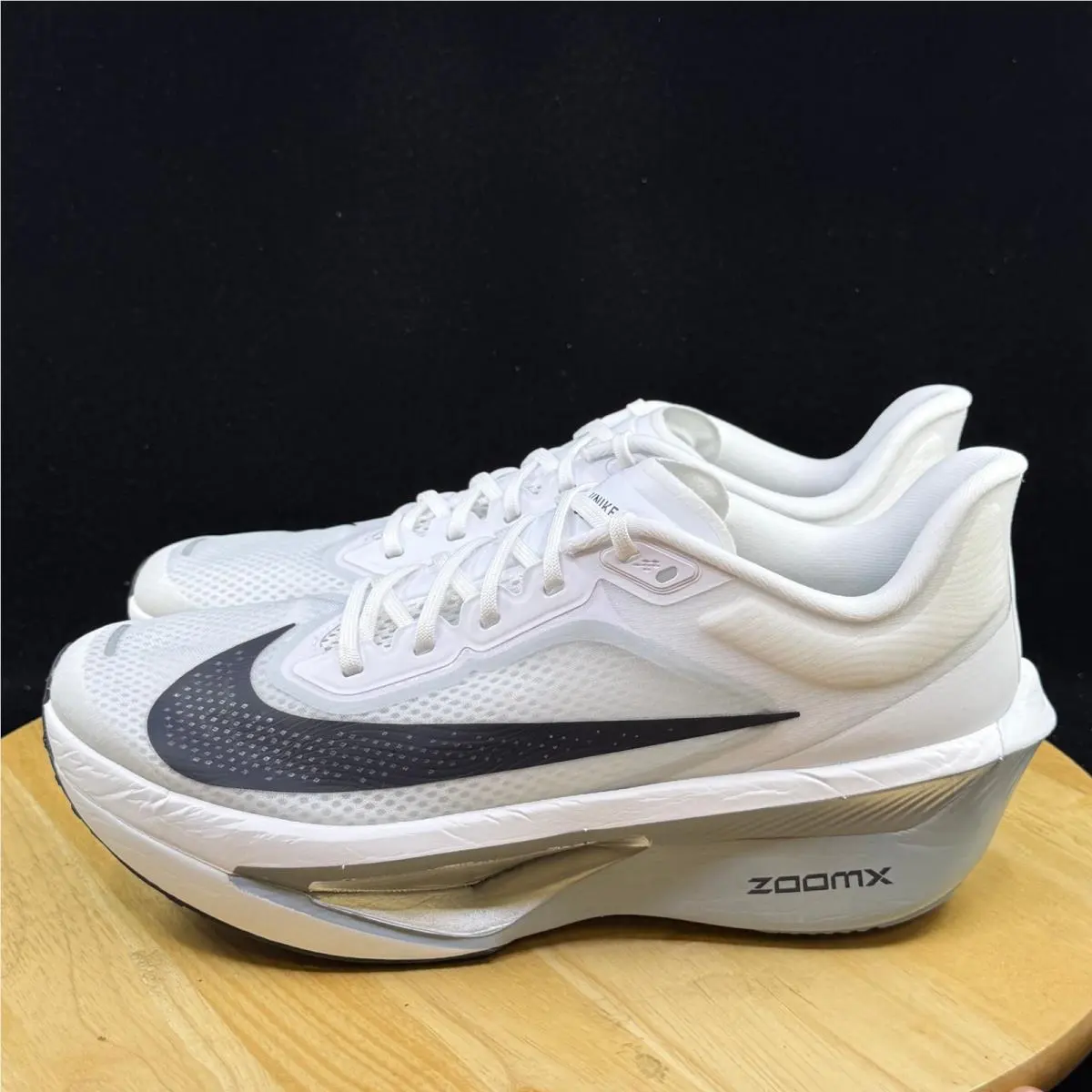 Nike shoes - White 1